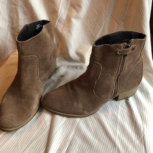 Ankle Booties by Eürosoft size 10
